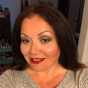 Meet your Posher, Sally